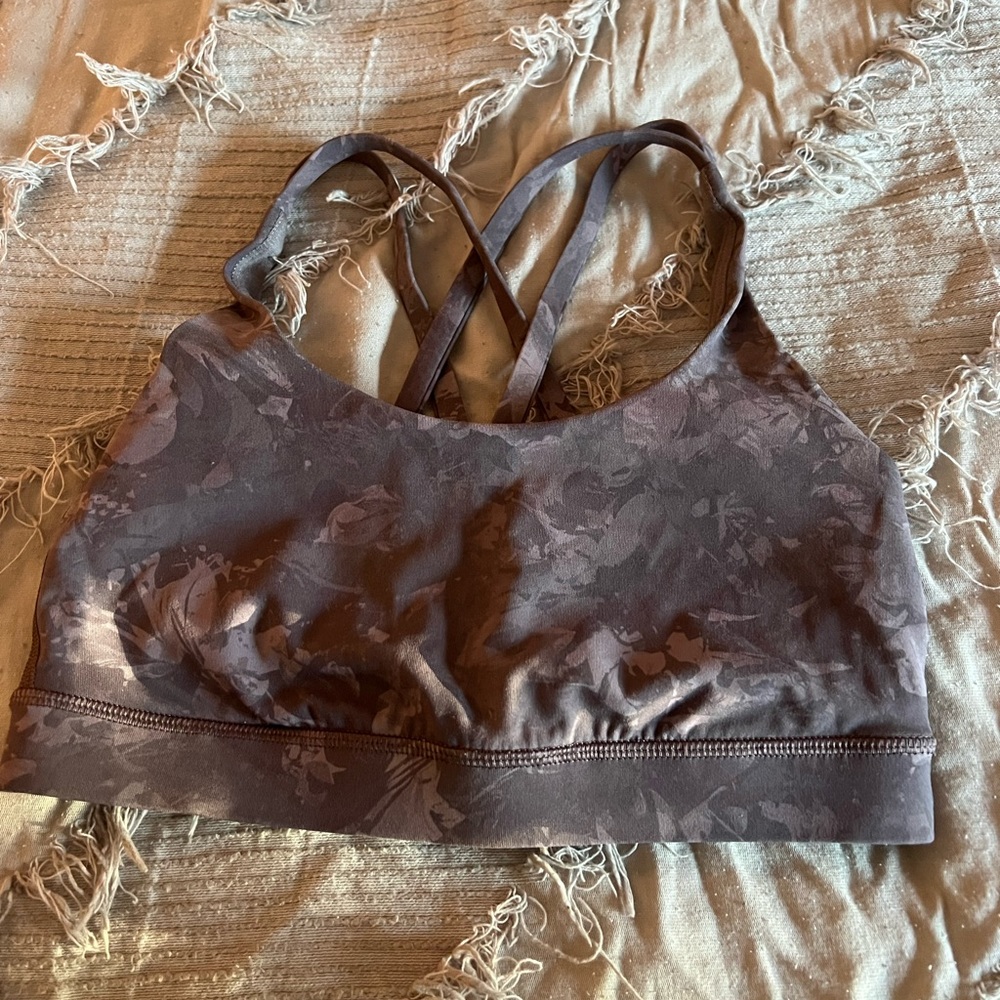 printed lululemon sports bra